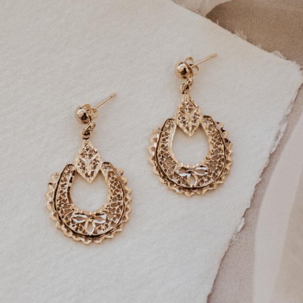 Vintage inspired Teardrop earrings